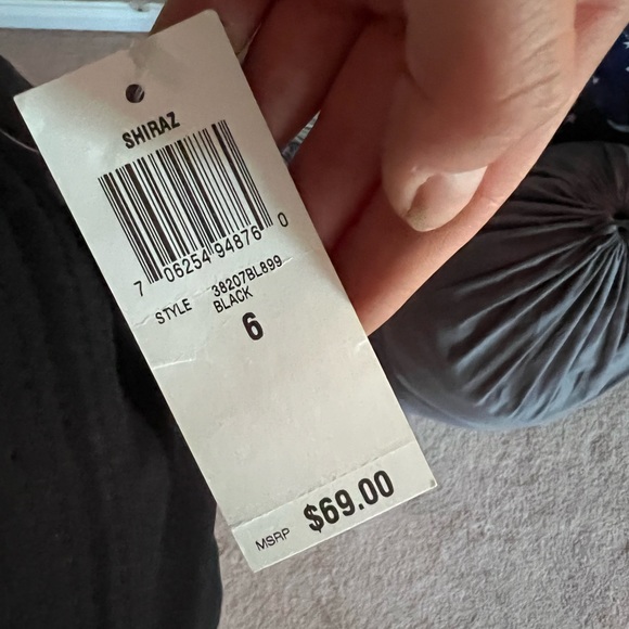 INC black skirt - Picture 6 of 7